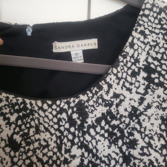 Sandra Darren Black & White Sheath Dress - Size 10 - Picture 6 of 8